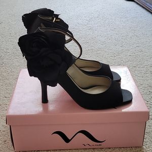 Nina heels size 9